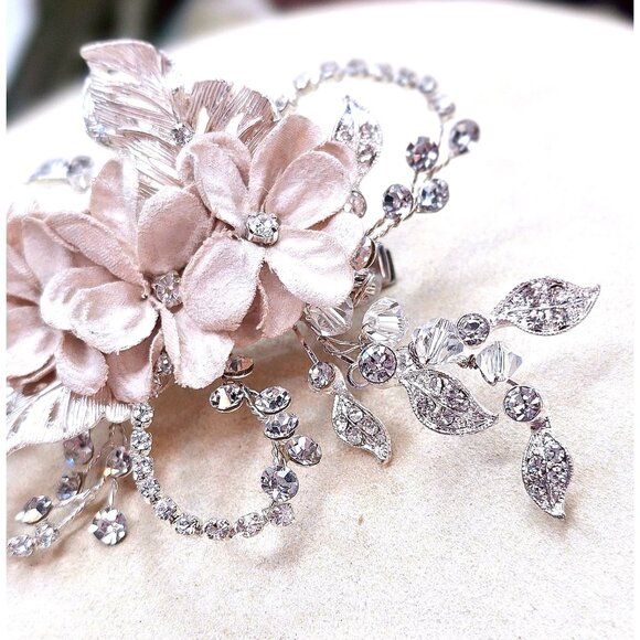 Flowers and Leaves Rhinestone Crystal Hair Clip Formal Bridal Accessory - Picture 3 of 14